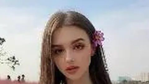 🔴点球机会！特奥禁区内倒地，梅雷特扑出希门尼斯射门！